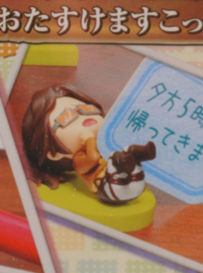 Attack on Titan Hanji Desktop Helper Figur