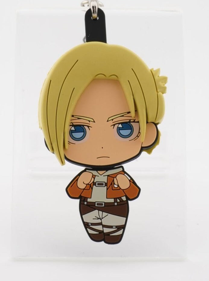 Attack on Titan Annie Anhänger mit Wechselgesicht