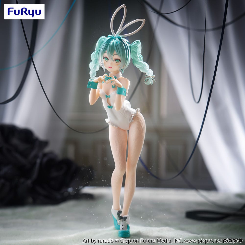 Hatsune Miku BiCute Bunnies Rurudo White Color 27 cm Statue