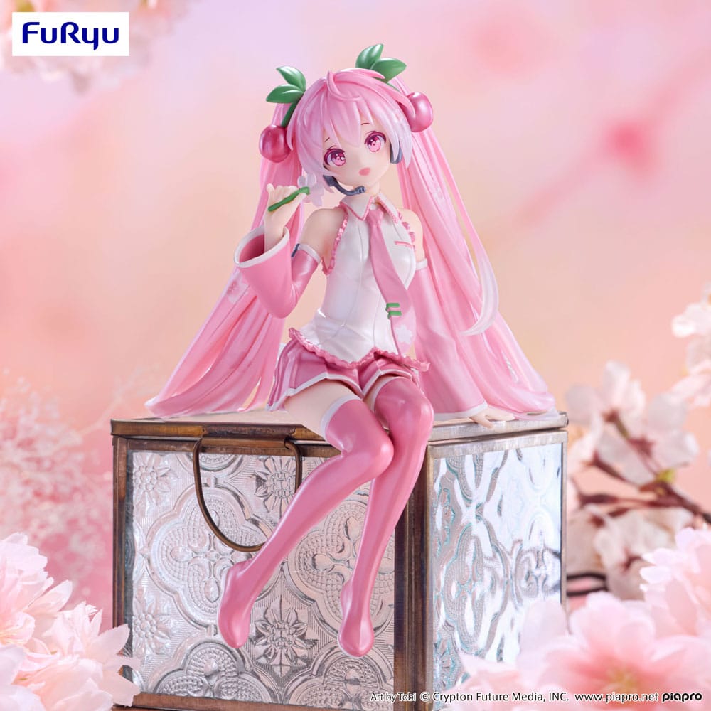 Hatsune Miku Sakura Miku 2024 Pearl Color Ver. 15cm Statue