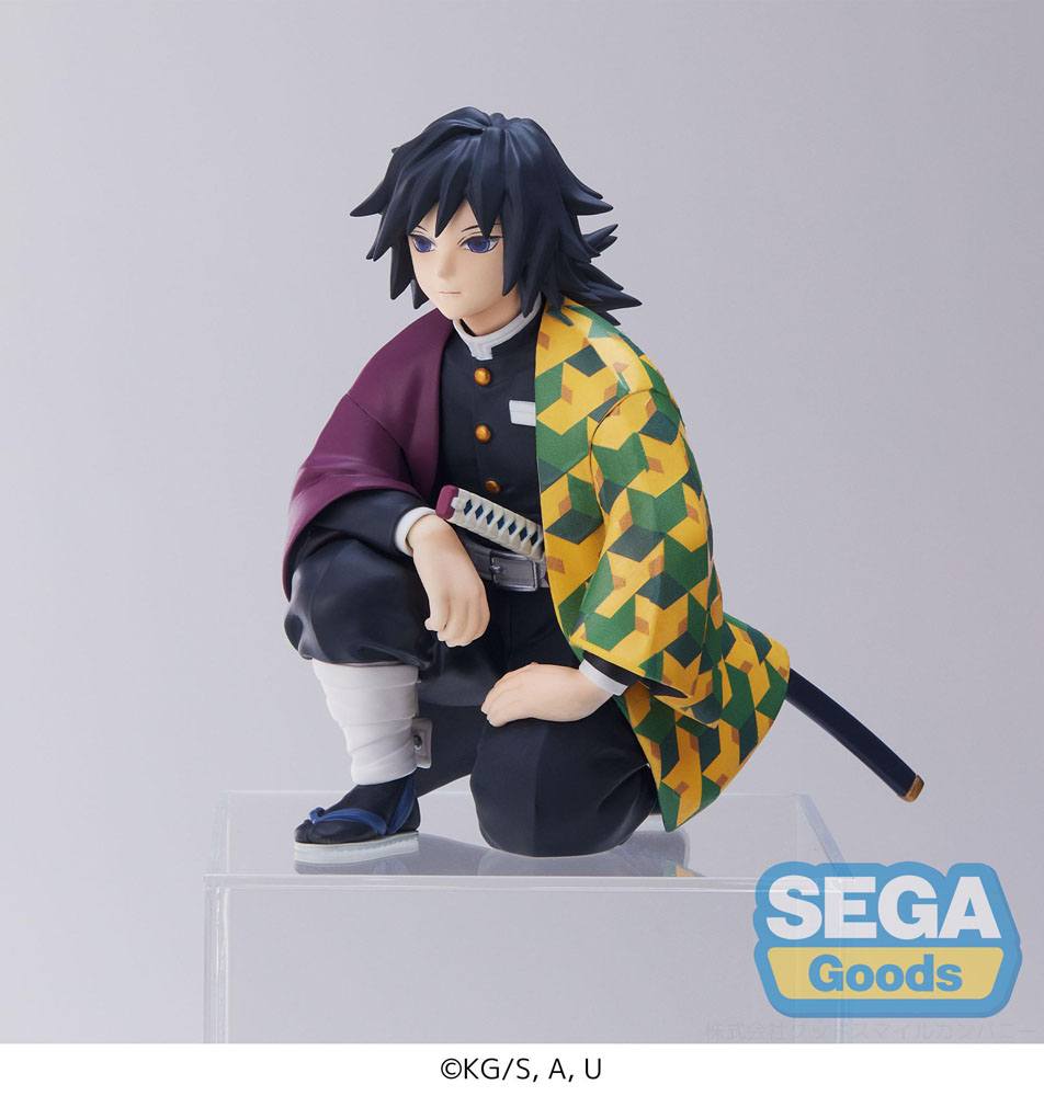 Demon Slayer Giyu Tomioka Perching 12cm Figur