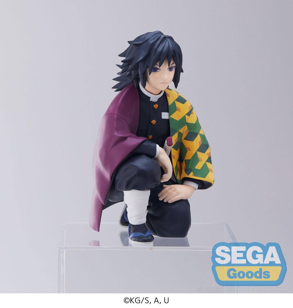 Demon Slayer Giyu Tomioka Perching 12cm Figur