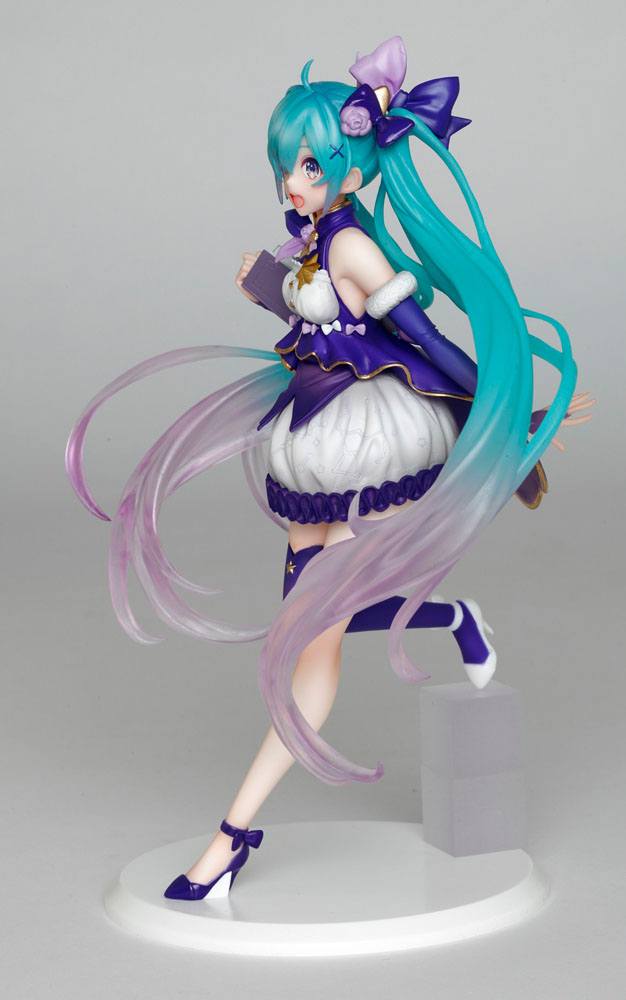 Hatsune Miku Miku 3rd Season Winter Statue