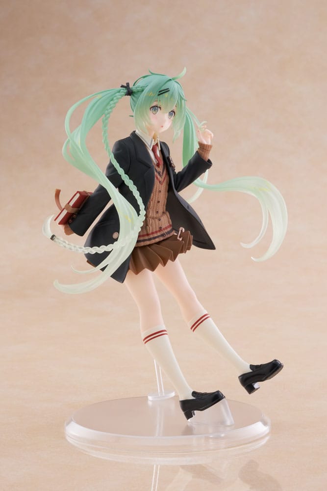 Hatsune Miku Fashion Preppy 18 cm Statue