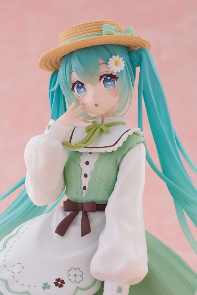 Hatsune Miku Fashion Country Ver. 18 cm Statue