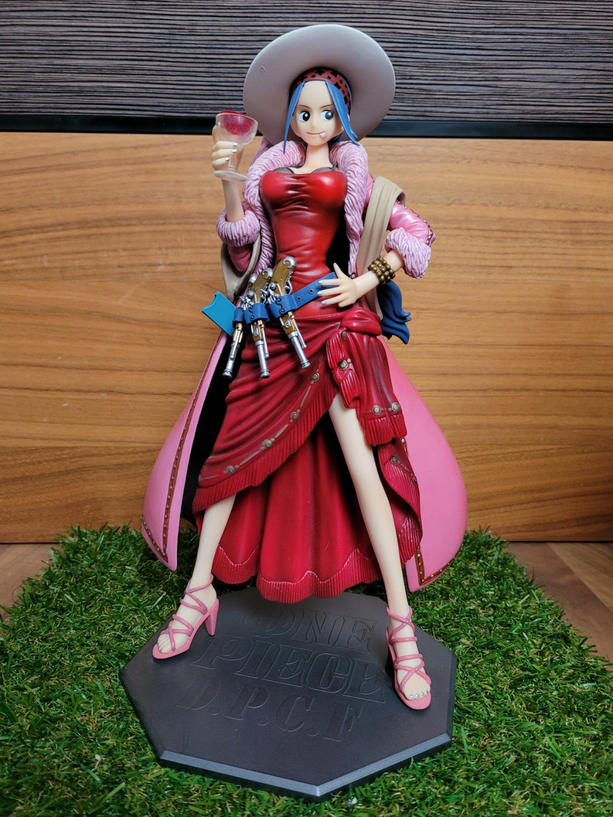 One Piece Vivi DPCF 1/7 Scale Figur Nippon4U