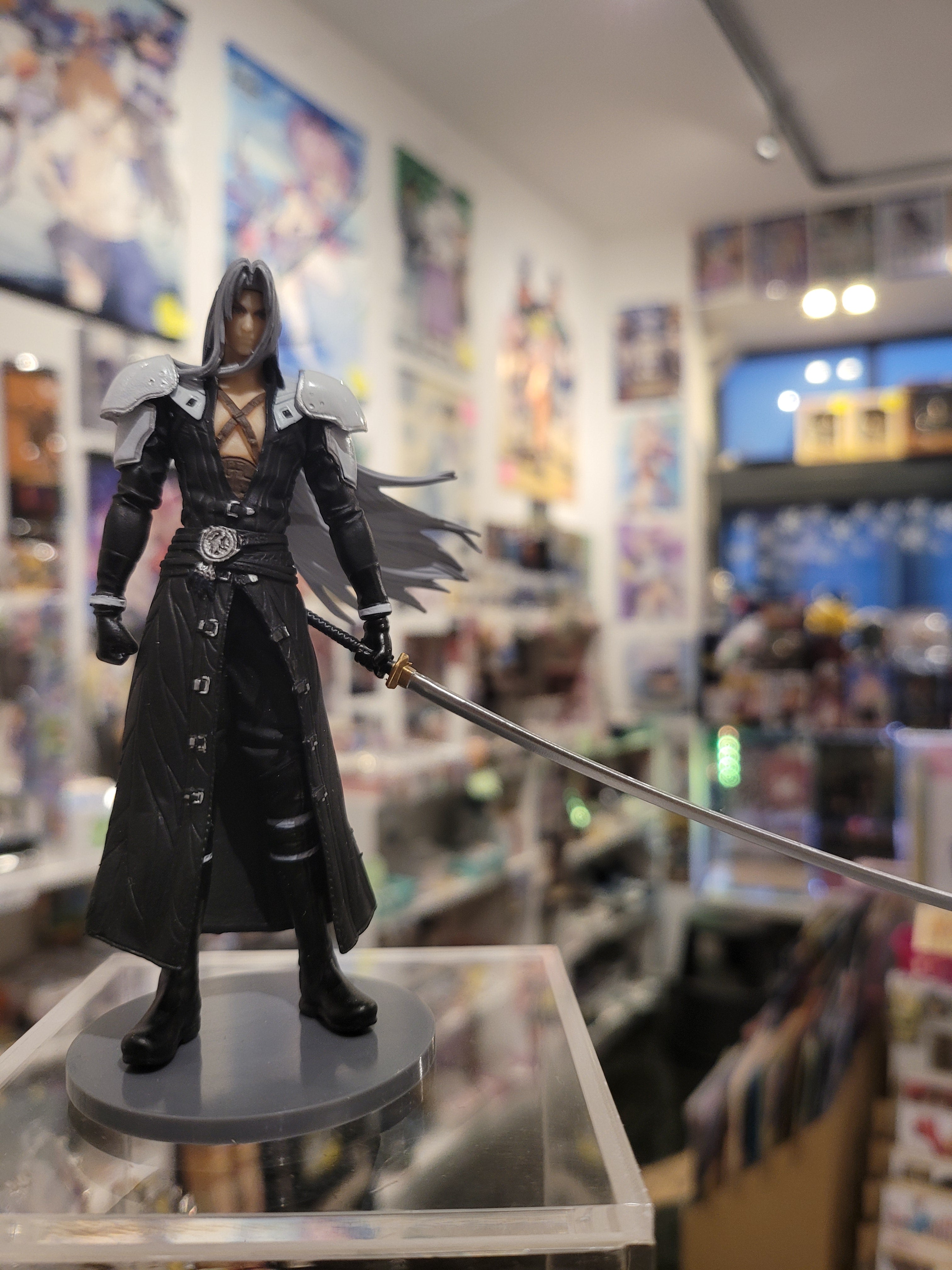 Final Fantasy VII Remake Trading Arts Mini Sepiroth Figur Nippon4U