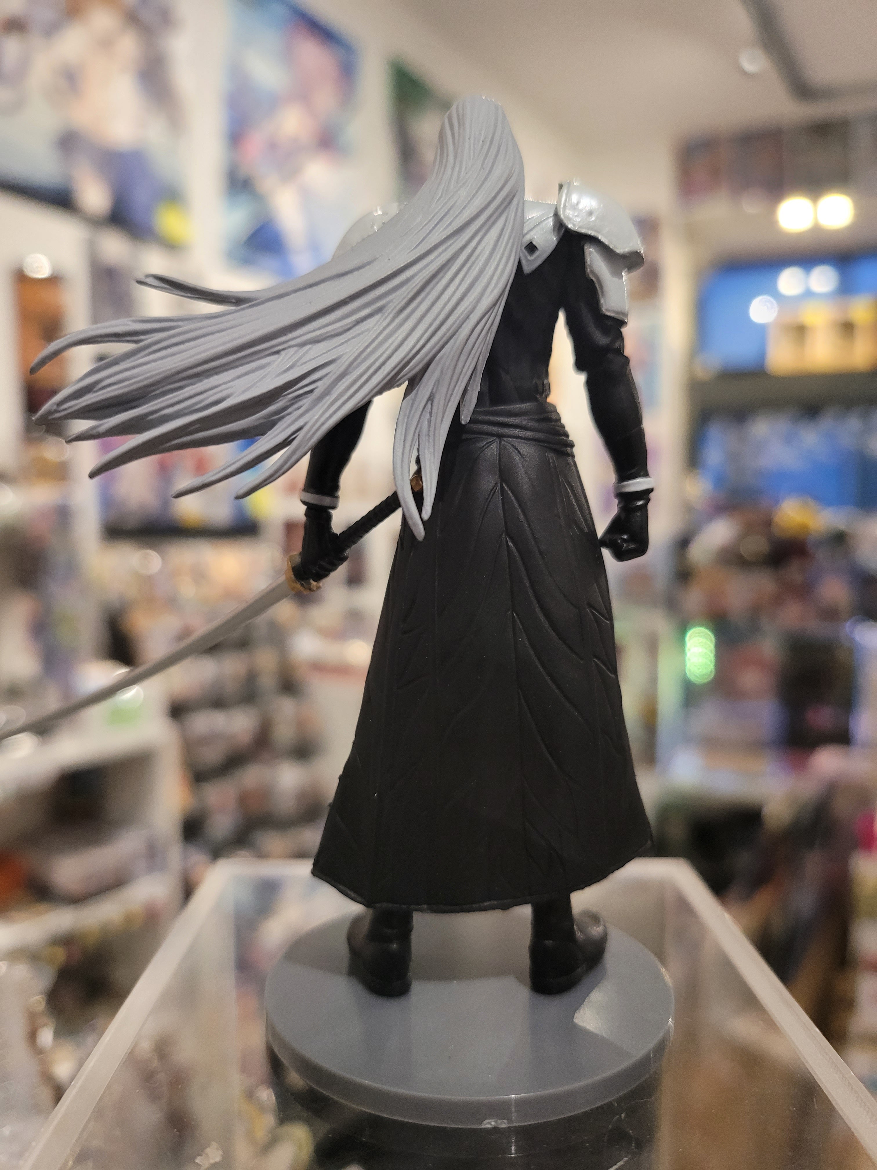 Final Fantasy VII Remake Trading Arts Mini Sepiroth Figur Nippon4U