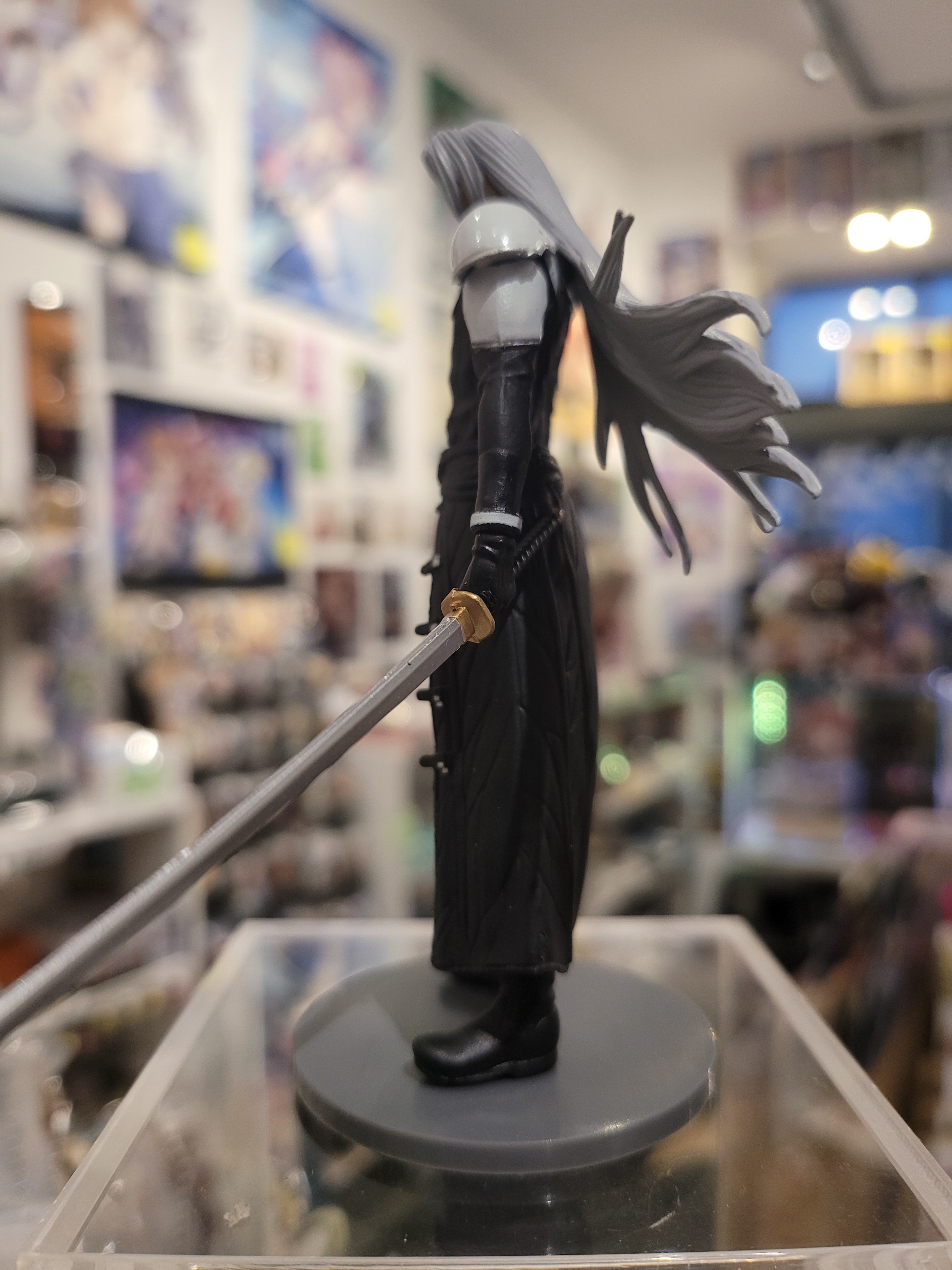 Final Fantasy VII Remake Trading Arts Mini Sepiroth Figur Nippon4U