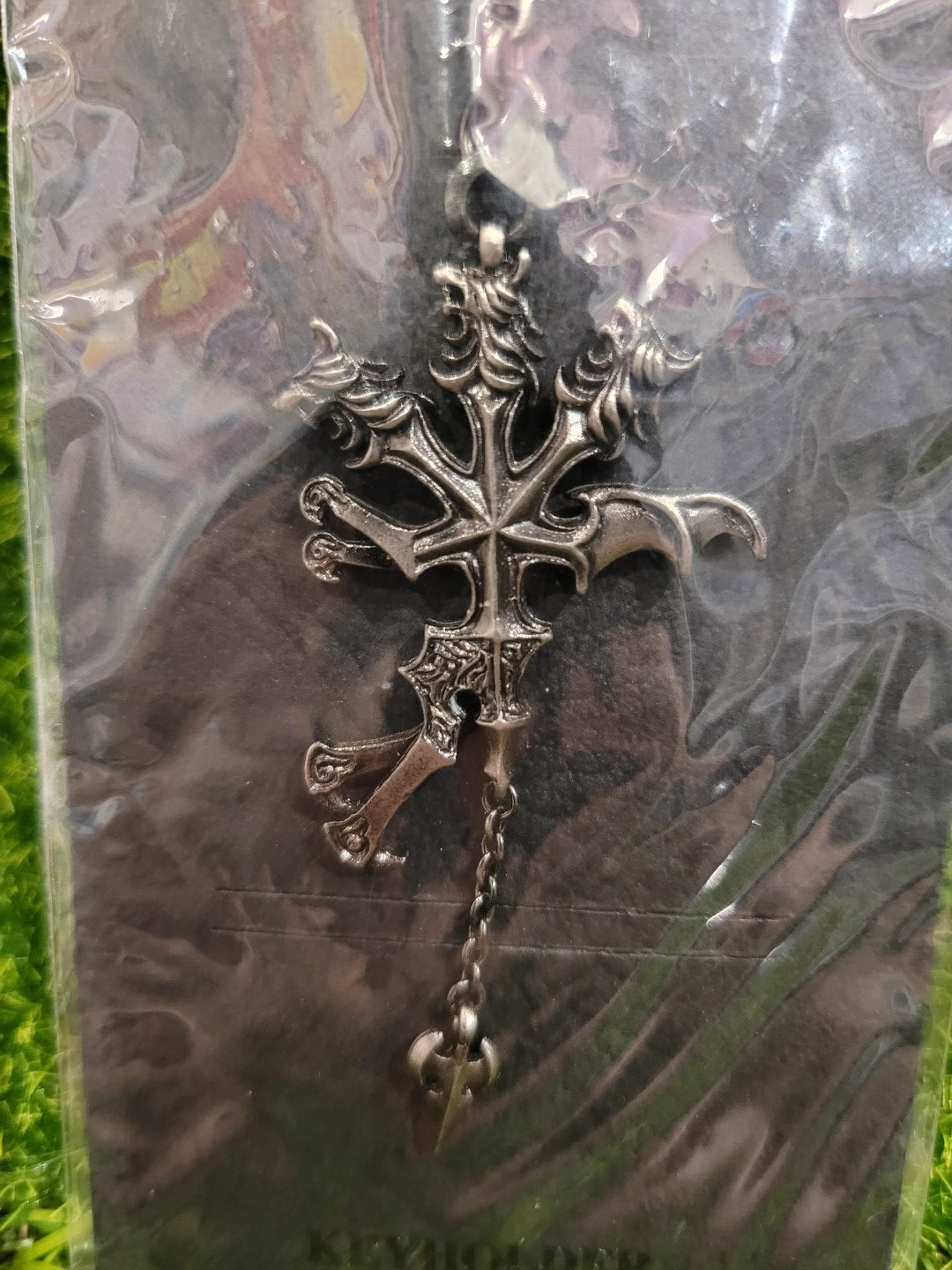 Final Fantasy 7 Dirge of Cerberus Metall Anhänger Nippon4U