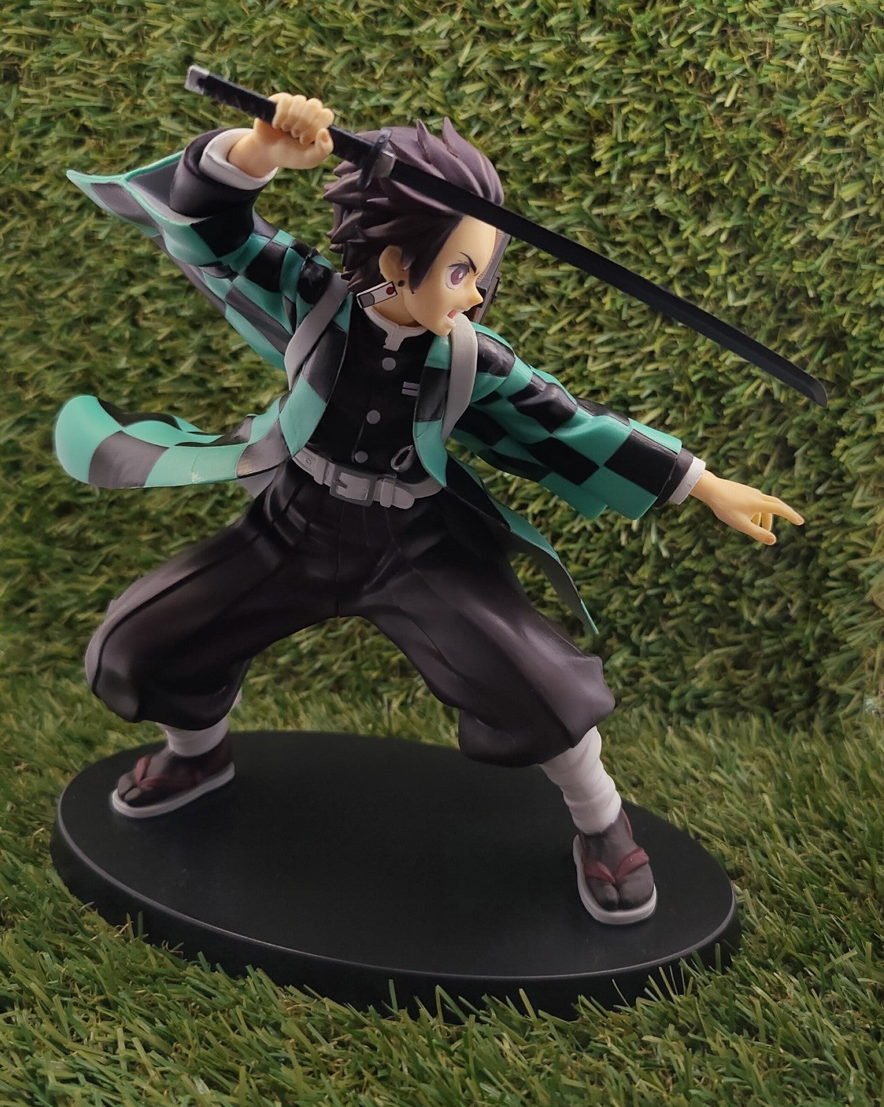 Demon Slayer Tanjiro Figur Nippon4U