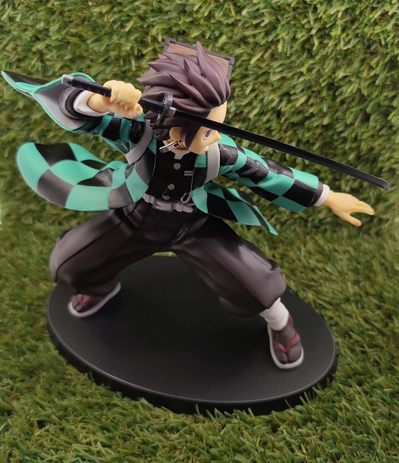 Demon Slayer Tanjiro Figur Nippon4U