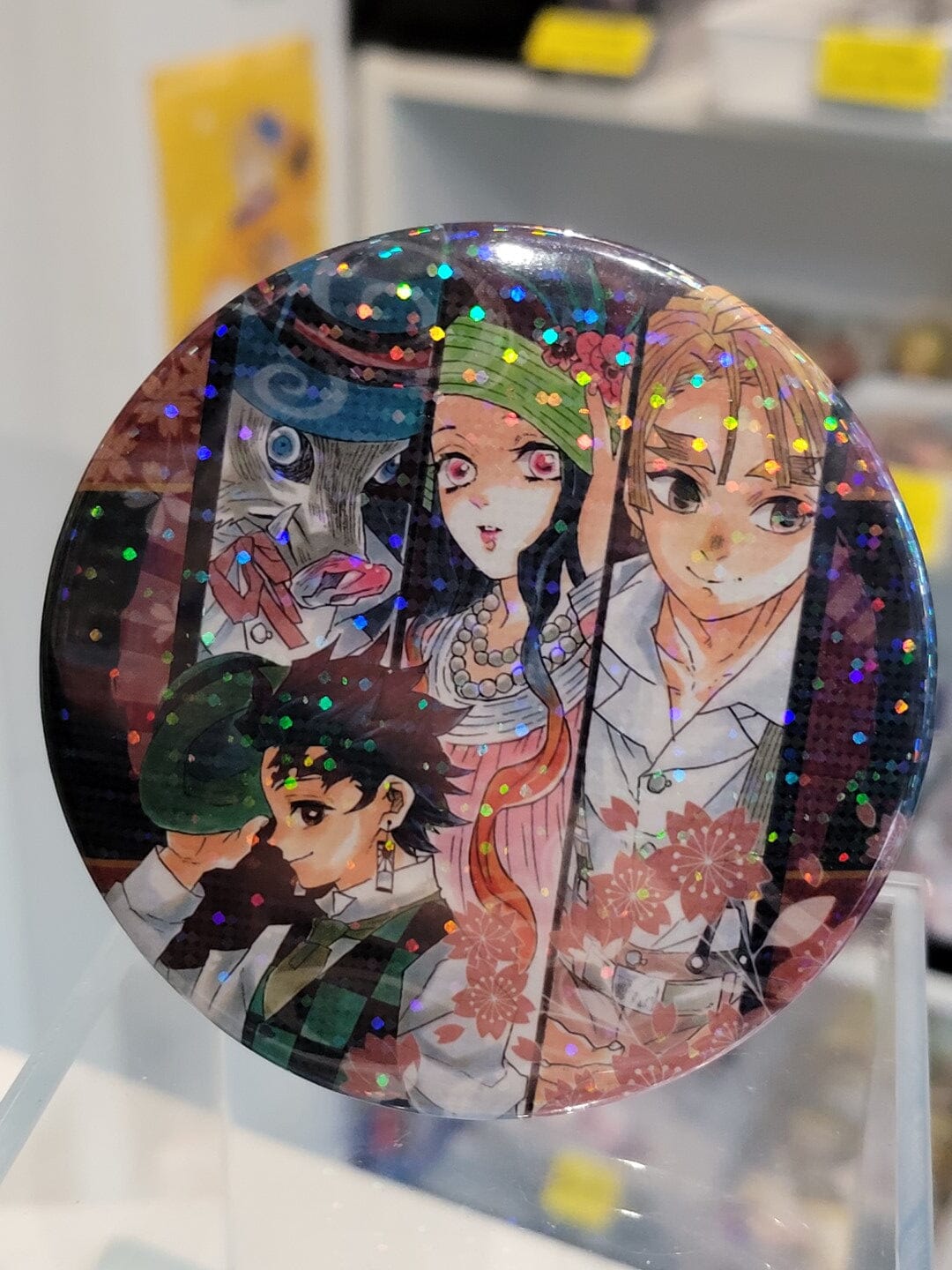 Demon Slayer Tanjiro & Nezuko & Inosuke & Zenitsu Button mit Holo-Effekt Button Nippon4U