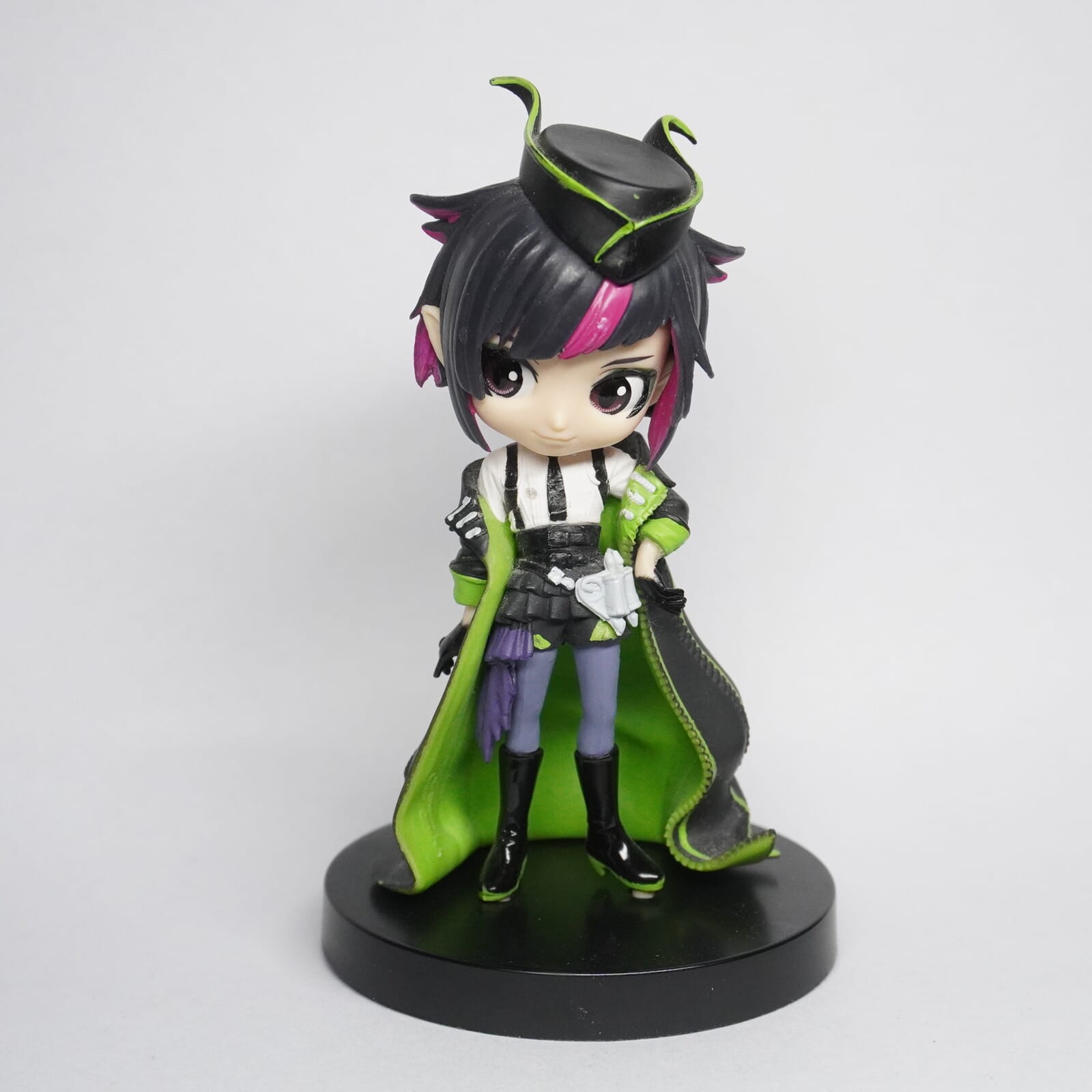 Twisted Wonderland Lilia Vanrouge Q Posket Petit 8cm Figur (Farbfleck)