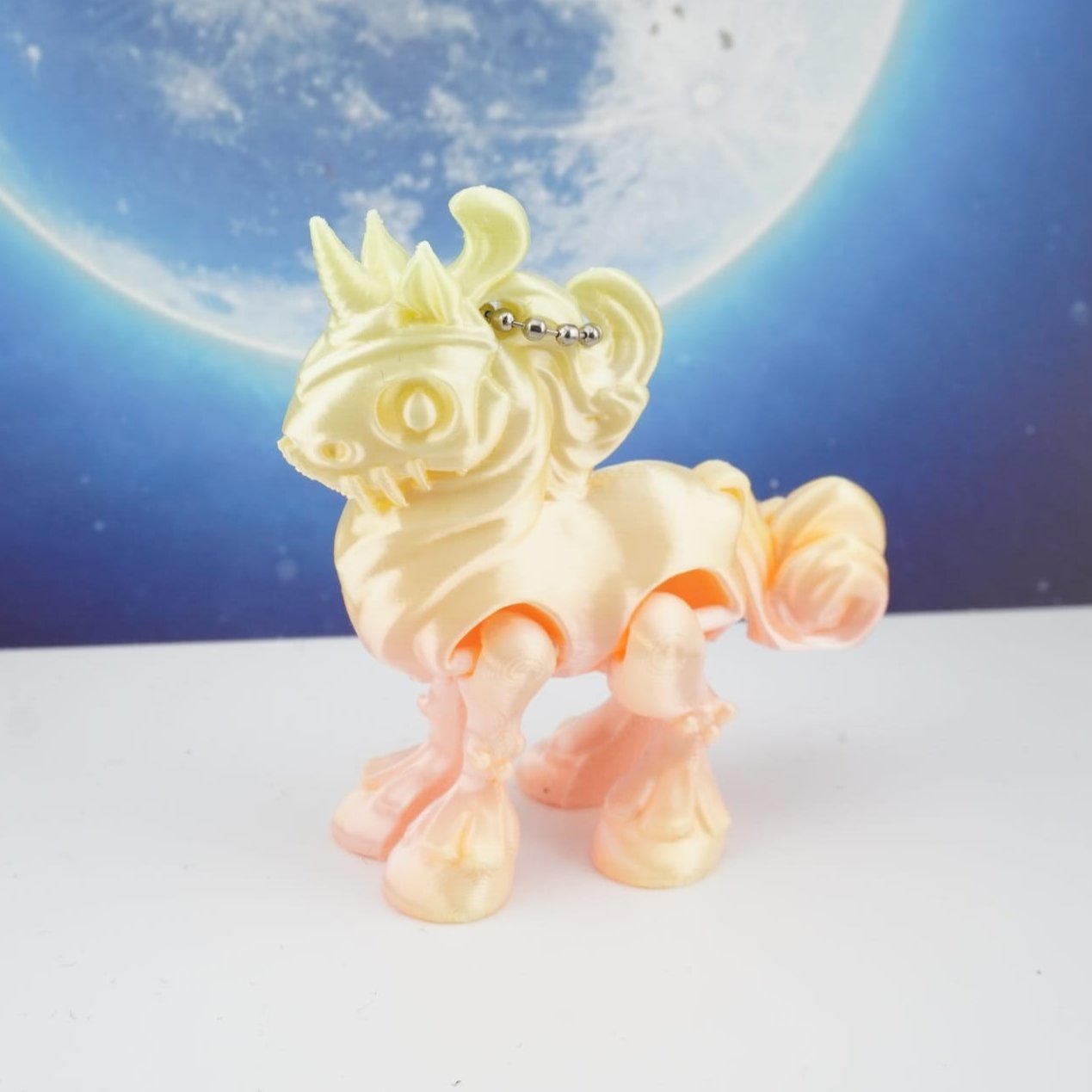Twisty Unicorn 3D Druck 7,5cm Fidget Figur/Anhänger (Farbauswahl)