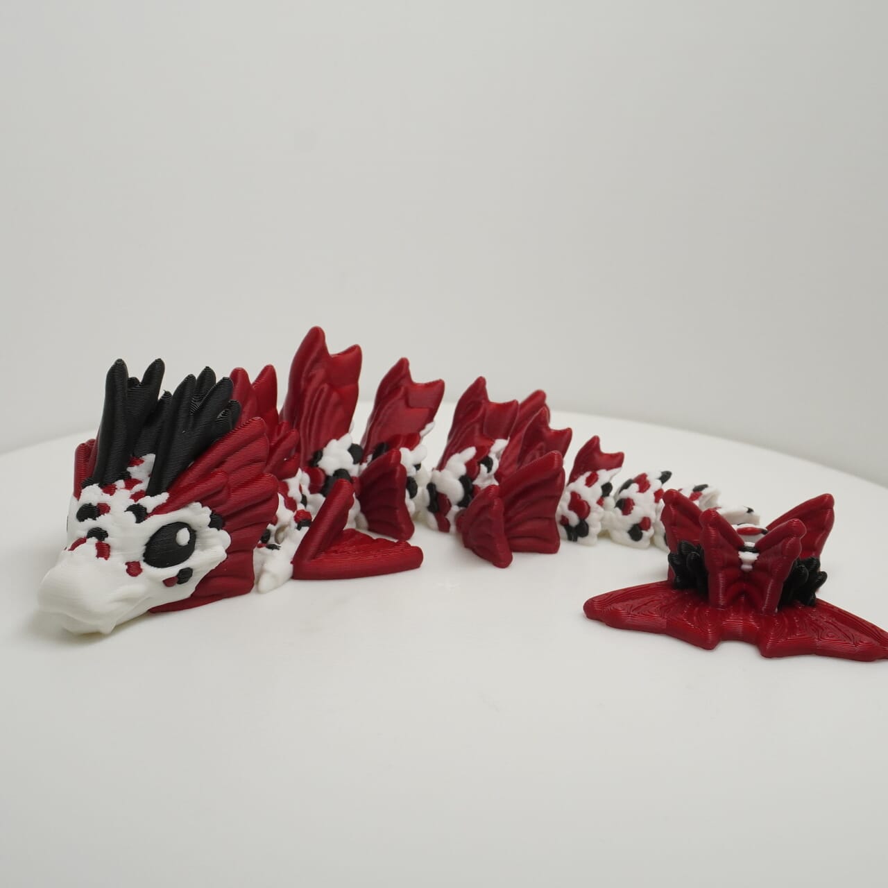 Baby Koi Drache 3D Druck 19cm Fidget Figur (Farbauswahl)