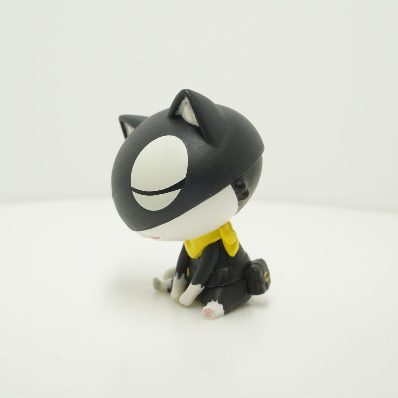 Persona 5 Morgana (Mona) 4cm Figur