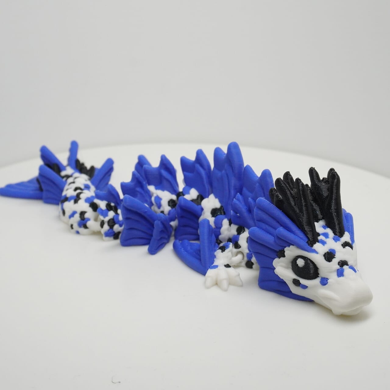 Baby Koi Drache 3D Druck 19cm Fidget Figur (Farbauswahl)