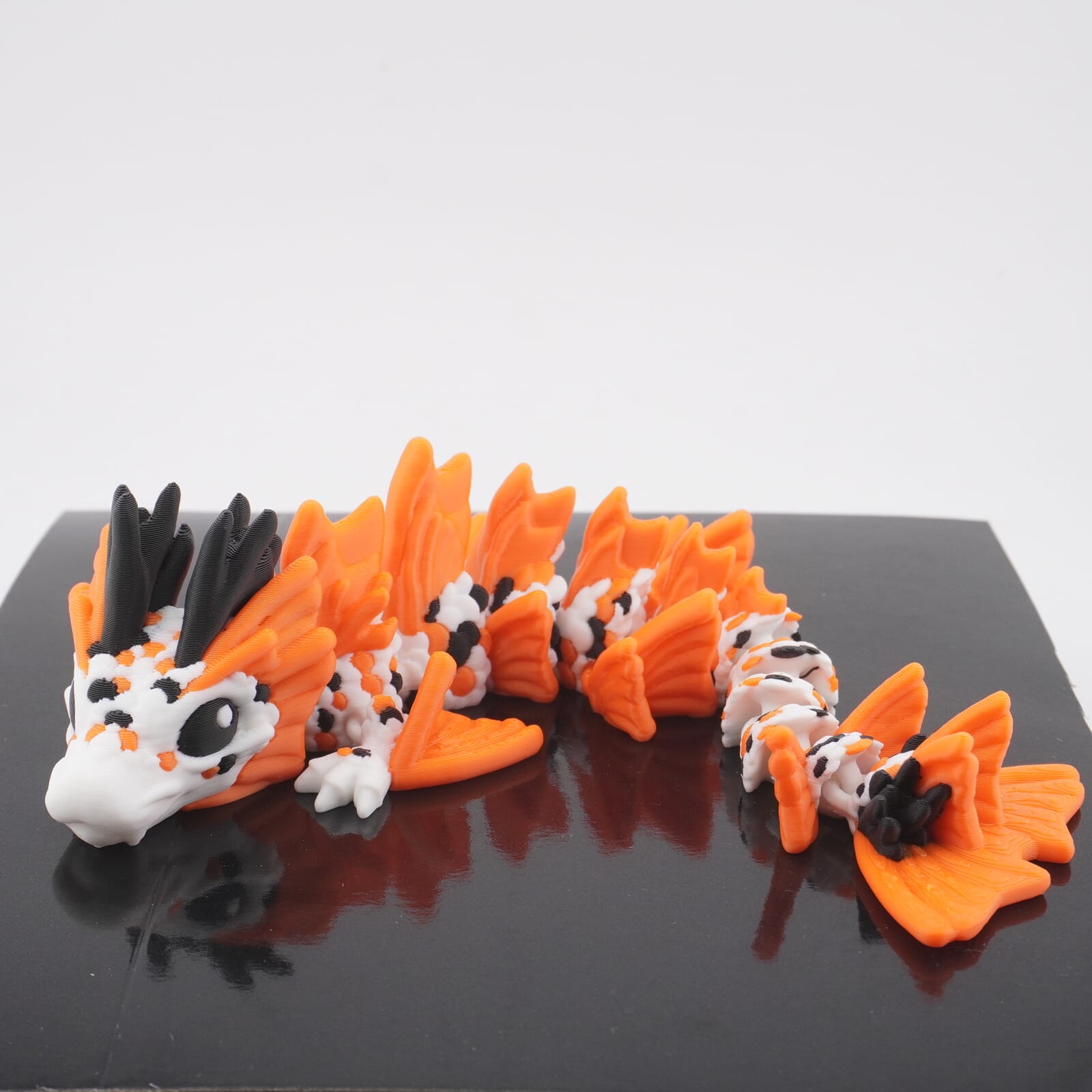 Baby Koi Drache 3D Druck 19 cm Fidget Figur (Farbauswahl)