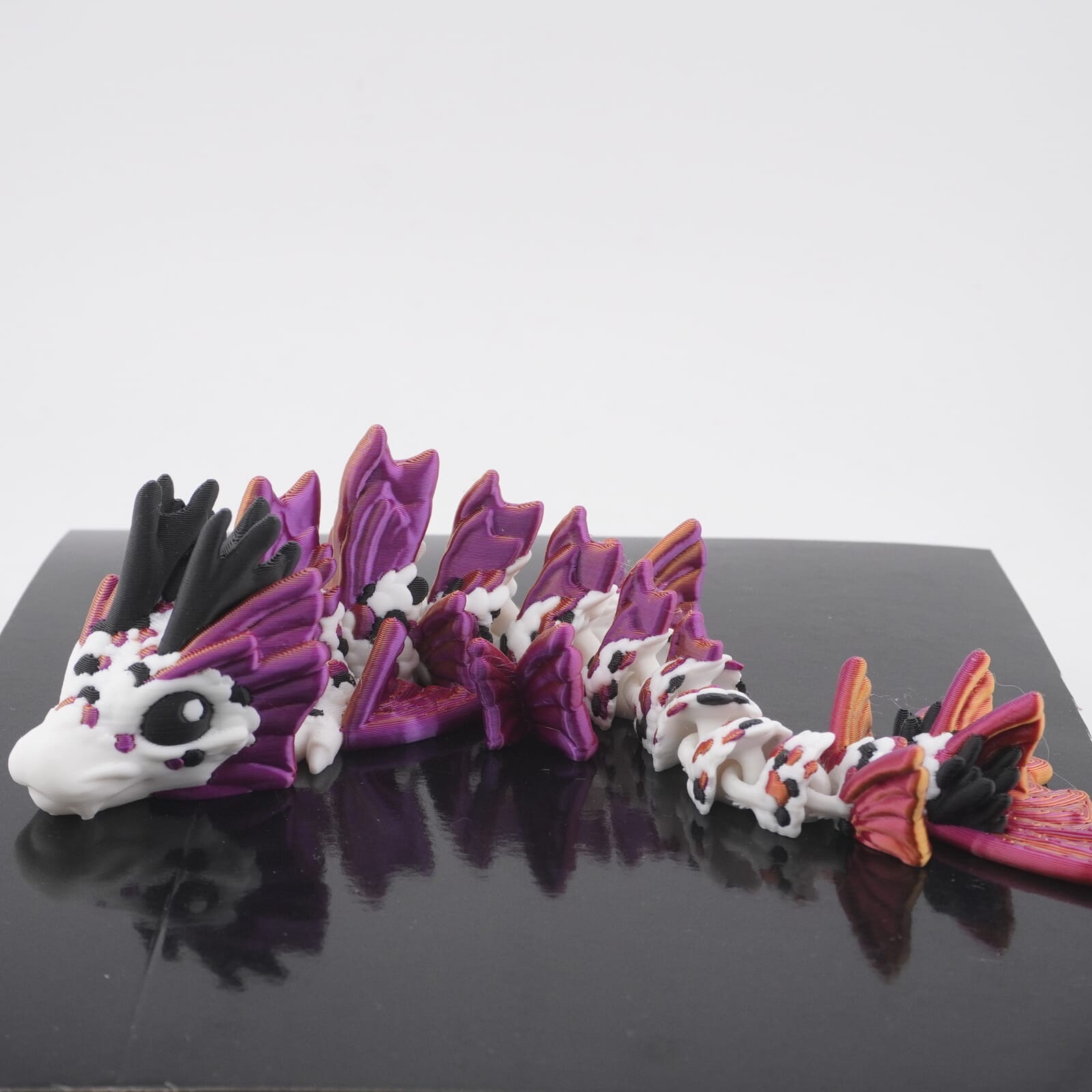 Baby Koi Drache 3D Druck 19 cm Fidget Figur (Farbauswahl)