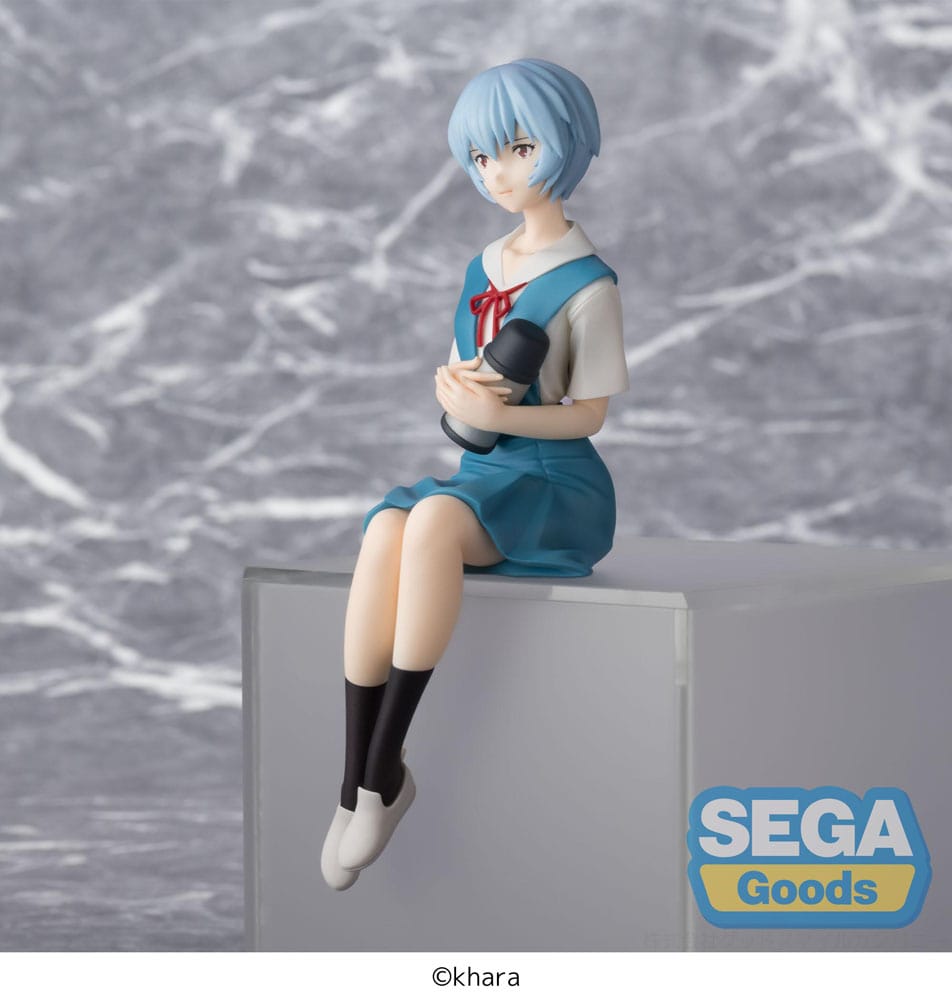 Neon Genesis Evangelion Rei Ayanami Perching 17 cm Statue