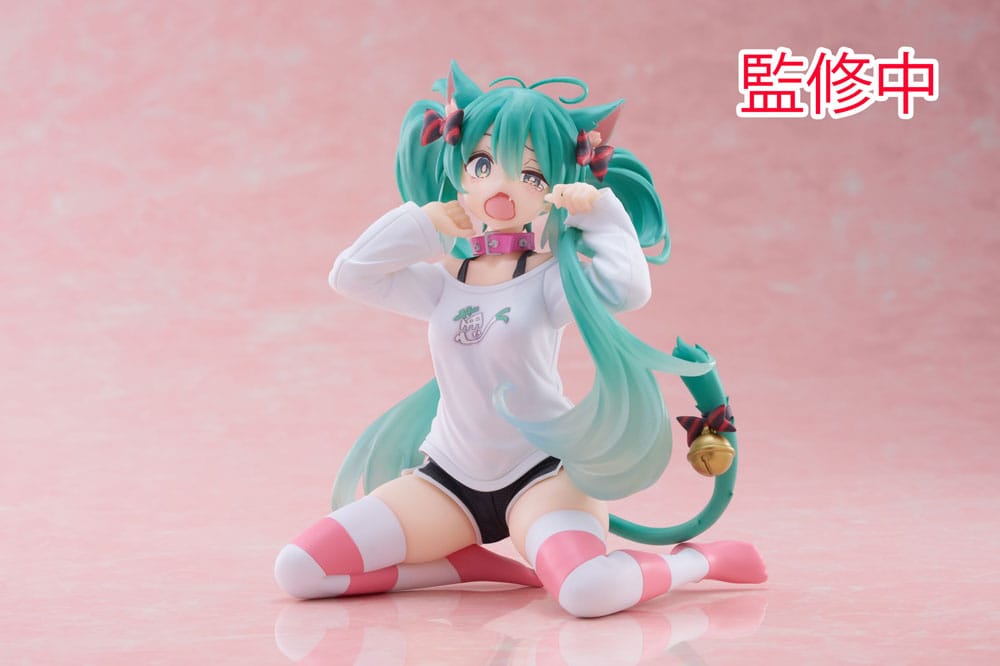 Hatsune Miku Desktop Cute Figure 13cm Statue