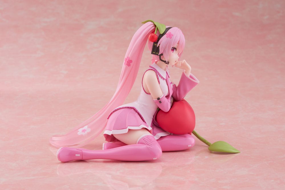 Hatsune Miku Sakura Miku Cherry Cushion Ver. Desktop Cute 13 cm Statue