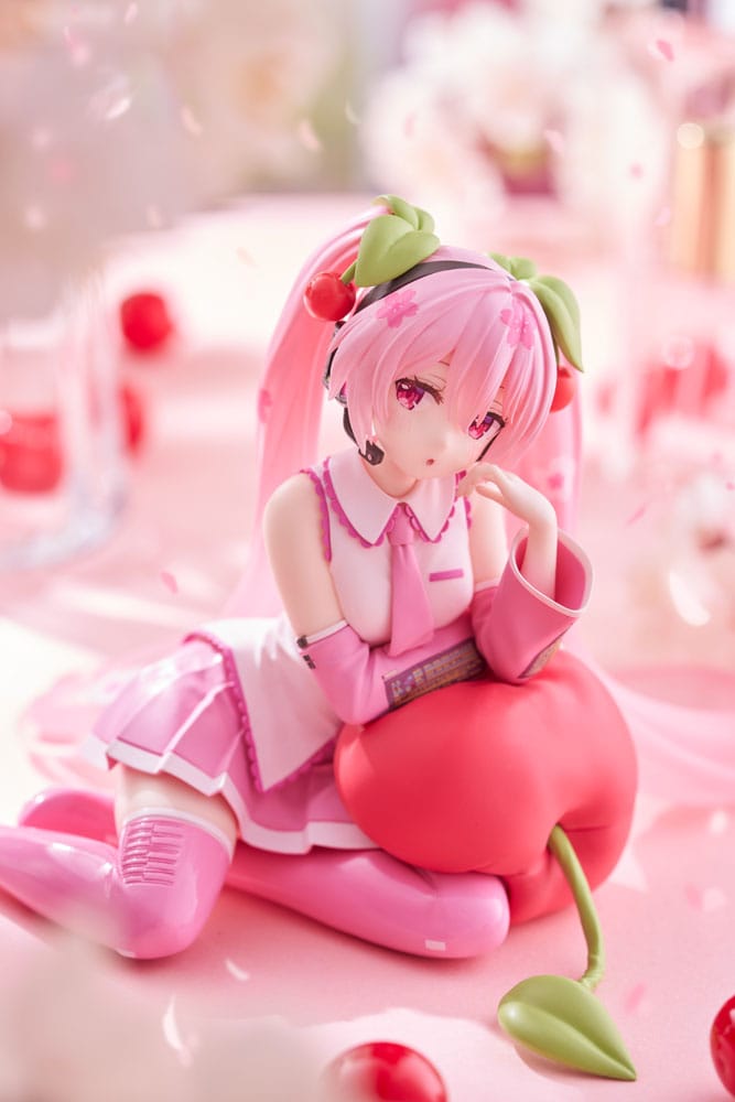 Hatsune Miku Sakura Miku Cherry Cushion Ver. Desktop Cute 13 cm Statue