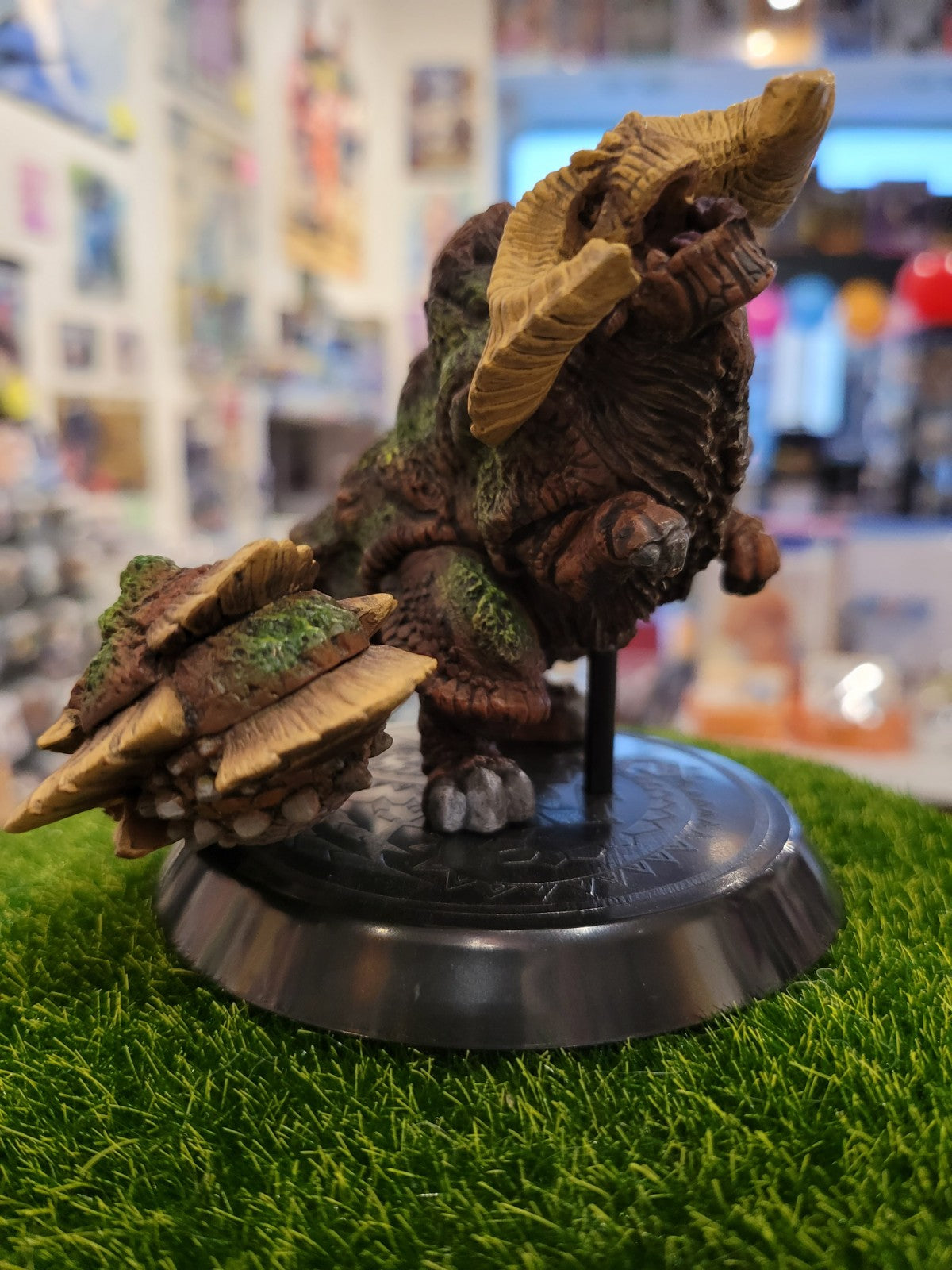 Monster Hunter Duramboros Figur Nippon4U